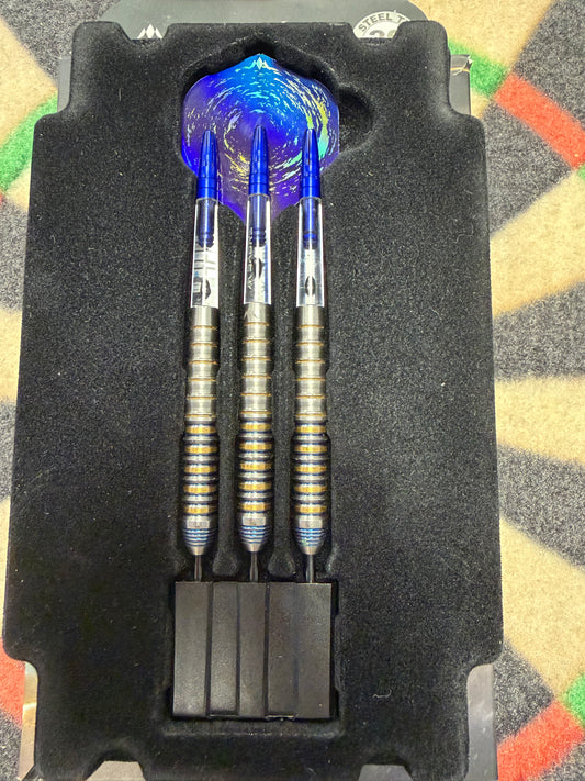 Mission Neutron 30g Second Hand Darts 8/10