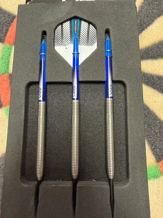 Red Dragon Defenders 22g Second Hand Darts 7/10