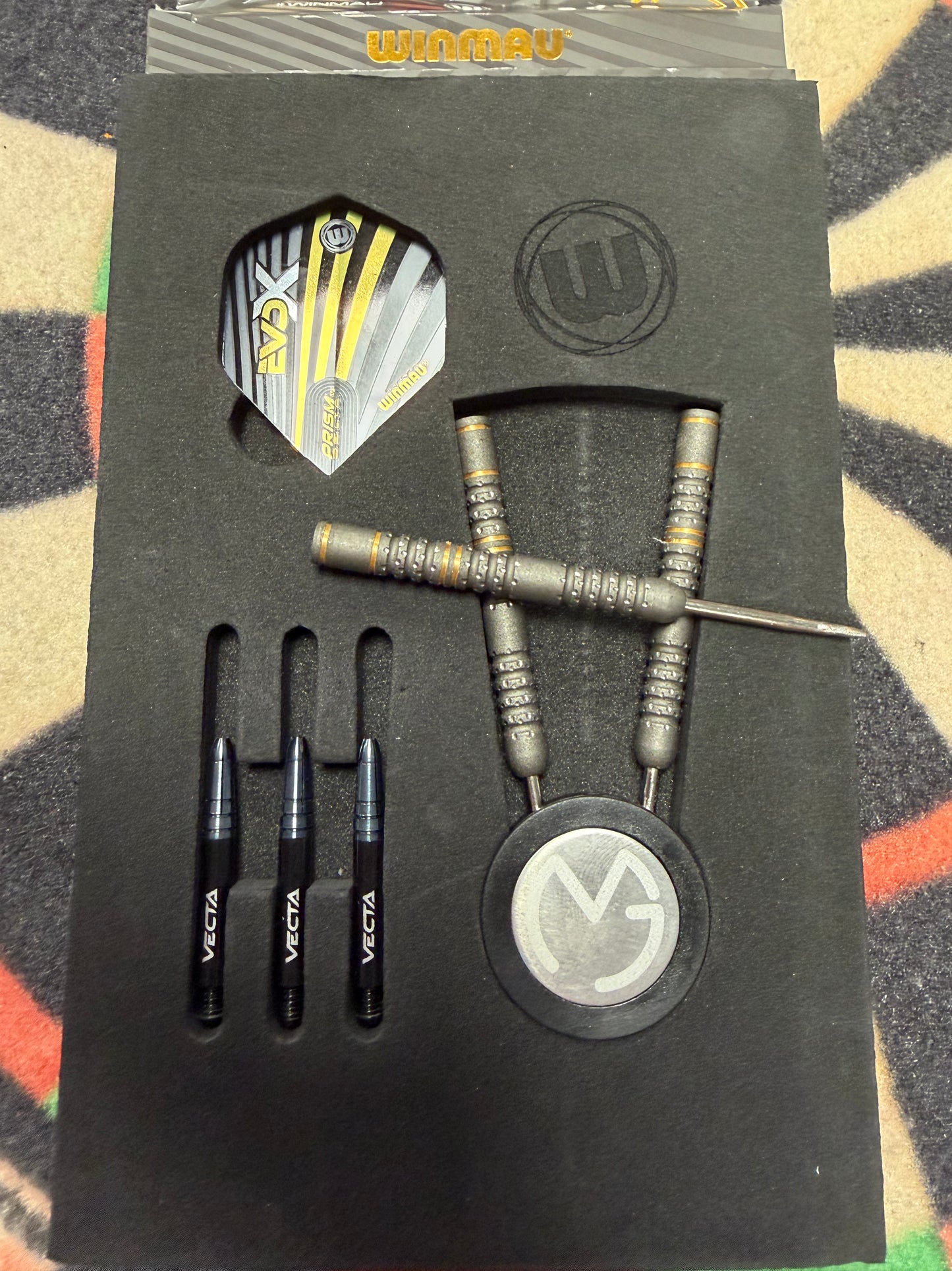 Winmau MVG Evo X 22.5g Second Hand Darts 9/10