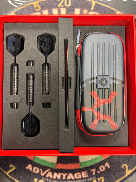 TARGET DARTH VADER 95% TUNGSTEN SECOND HAND 26G DARTS 8/10