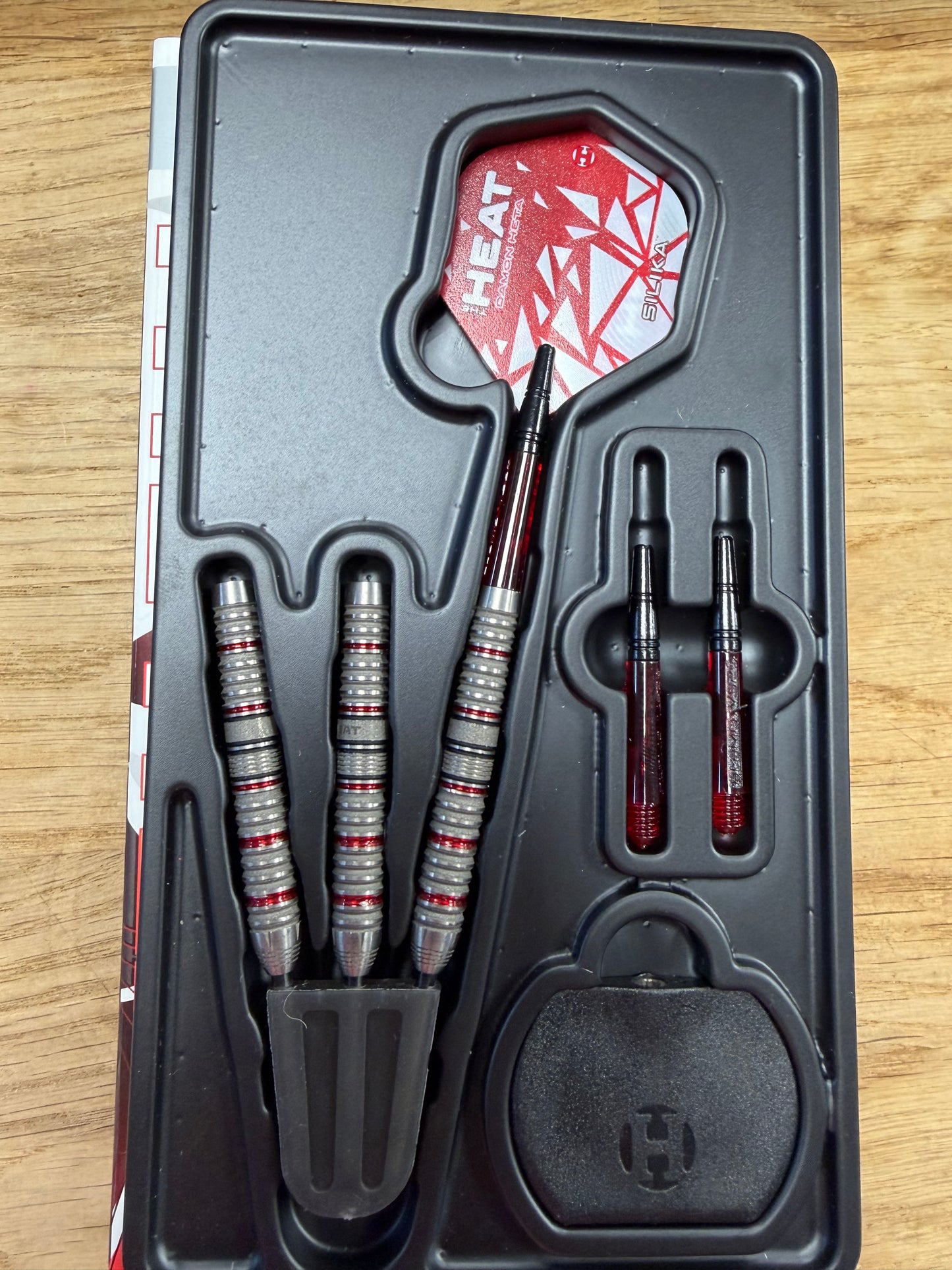 Harrows Damon Heta Series 4 Quick Point 23g 9/10 Second Hand Darts