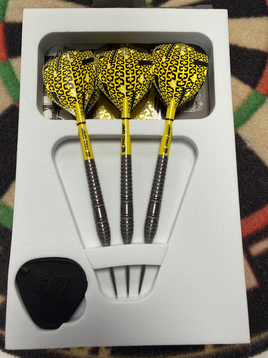Target Bolide 02 22g Second Hand Darts 7/10